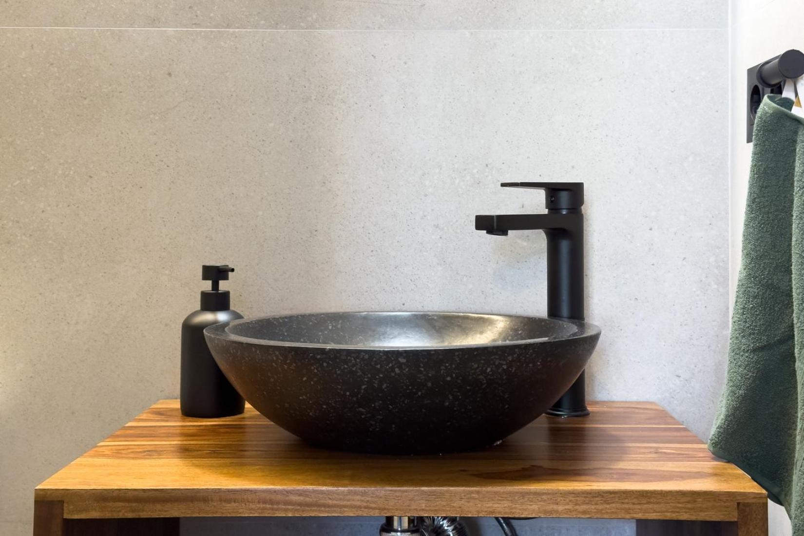 Oasis Suites Downtown Βαρκελώνη Εξωτερικό φωτογραφία